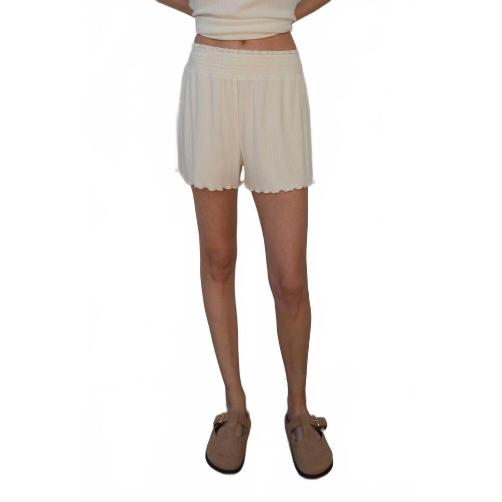 NEW THINGS BETWEEN posey ribbed shorts in cream